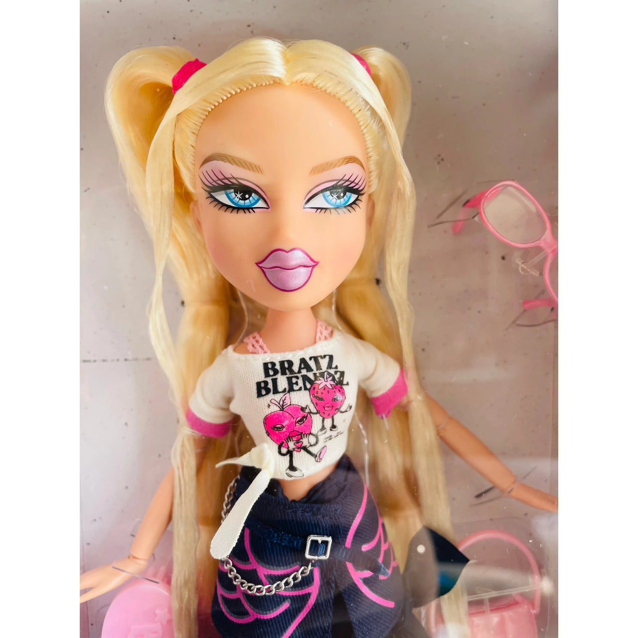 Bratz Stylin' Cloe Fashion Doll