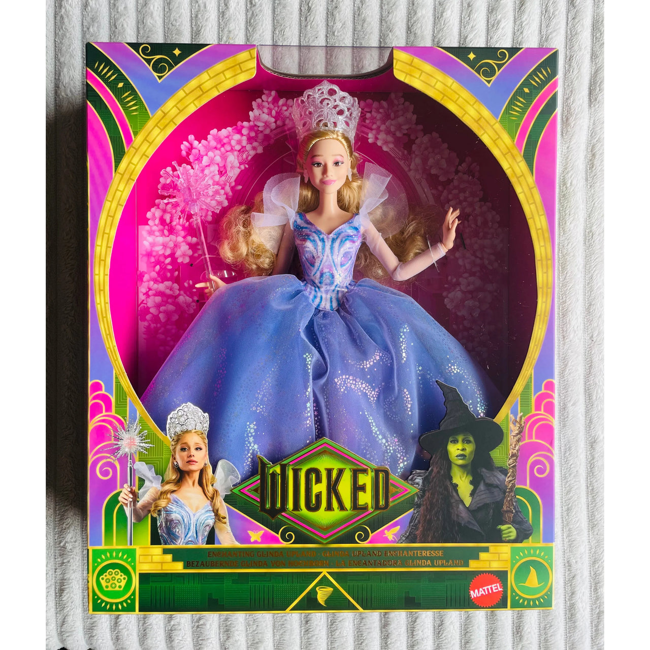 Wicked for Good Deluxe Glinda Fashion Doll