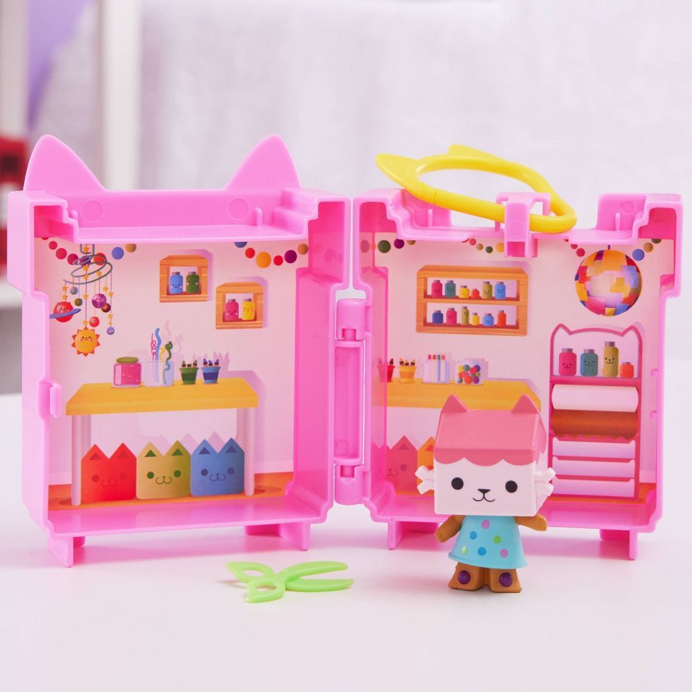 Gabby's Dollhouse Baby Box Cat Mini Clip On Playset