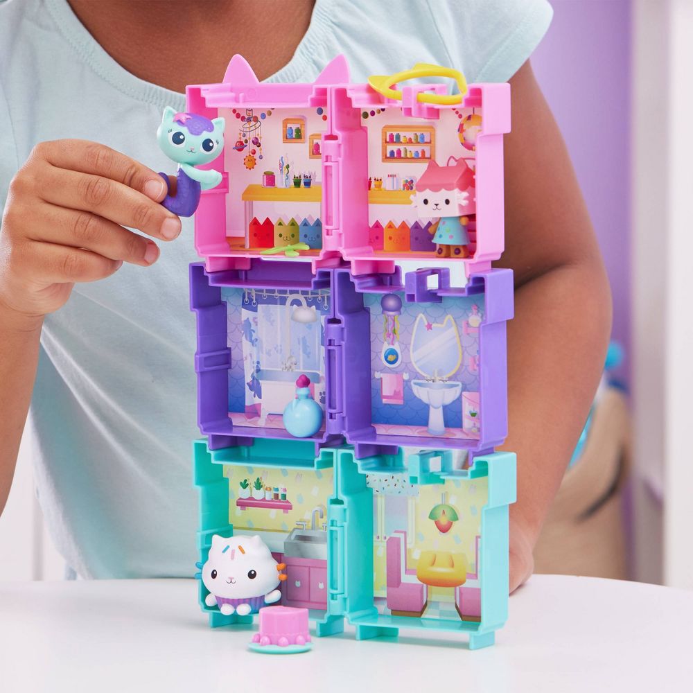 Gabby's Dollhouse Baby Box Cat Mini Clip On Playset