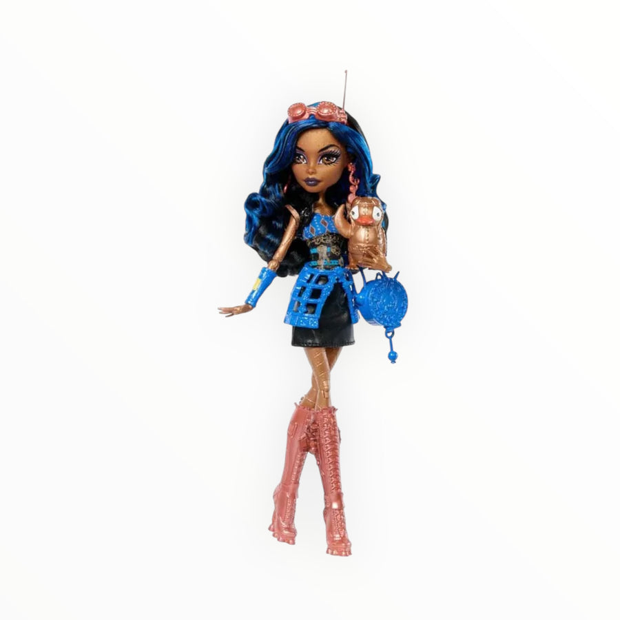 Monster High Boo - Riginal Creeproduction G1 Doll: Robecca Steam