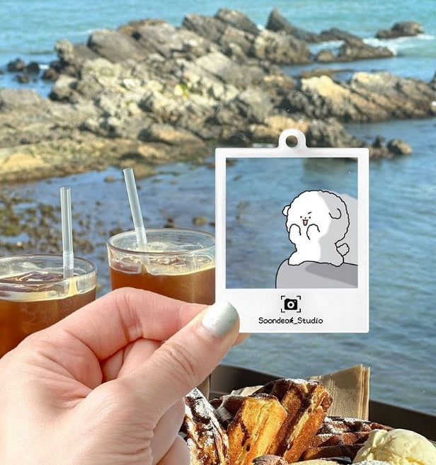 Soondeok Friends “Snap Together!” Random Photo Frame Keyring