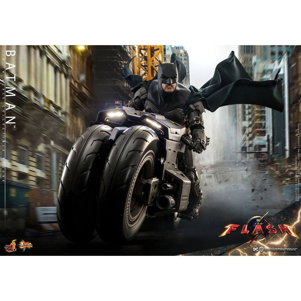 The Flash Movie Masterpiece Action Figure 1/6 Batman 30 cm