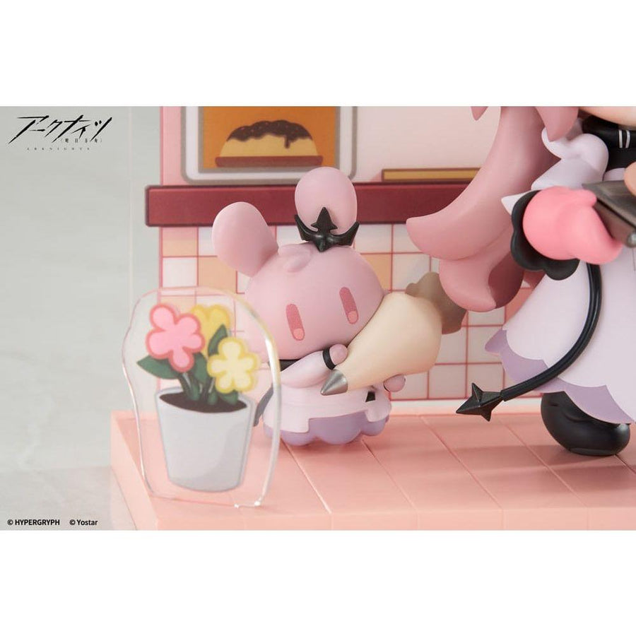 Arknights Would You Like A Dessert? Mini Series PVC Statue Civilight Eterna 11 cm - The Happy Toy Store