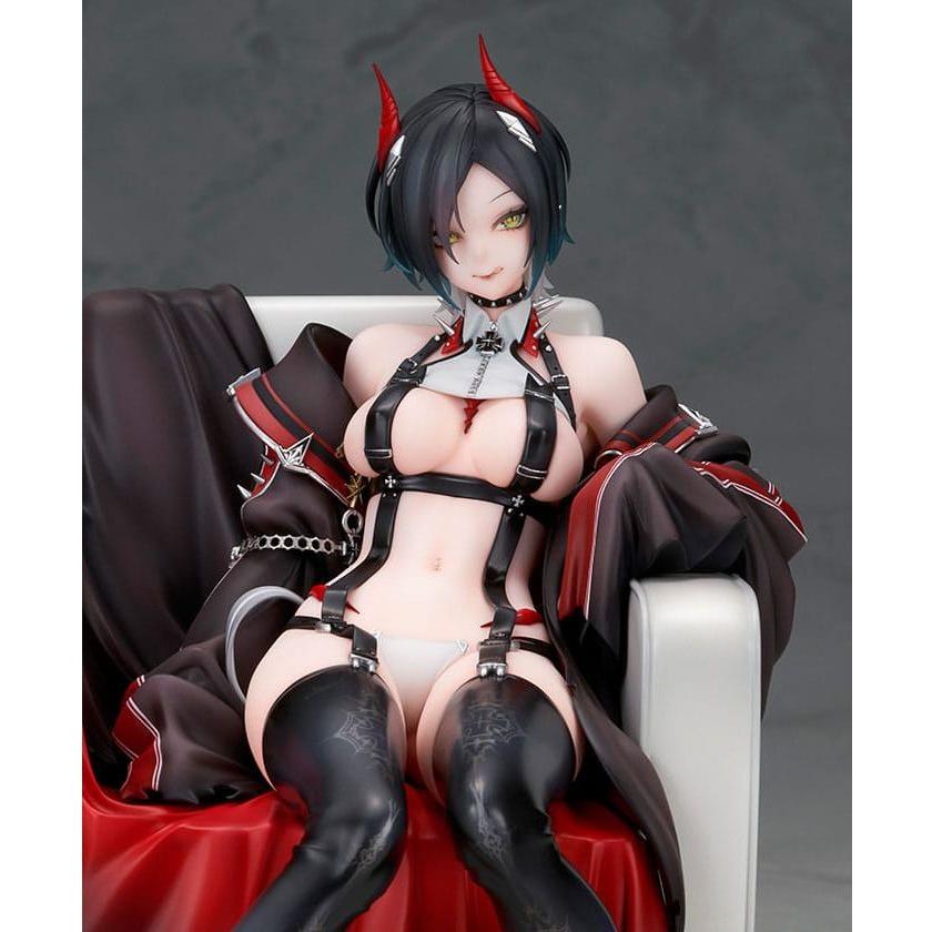 Azur Lane PVC Statue Ulrich von Hutten AmiAmi Exclusive 20 cm - The Happy Toy Store