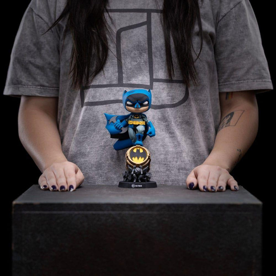 Batman Mini Co. PVC Figure Batman on Bat - Signal (Blue Variant) 15 cm - The Happy Toy Store