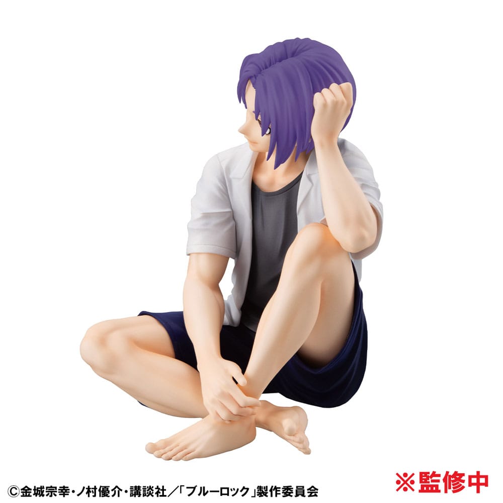 Blue Lock G.E.M. Series PVC Statue Reo Mikage Palm Size 9 cm - The Happy Toy Store