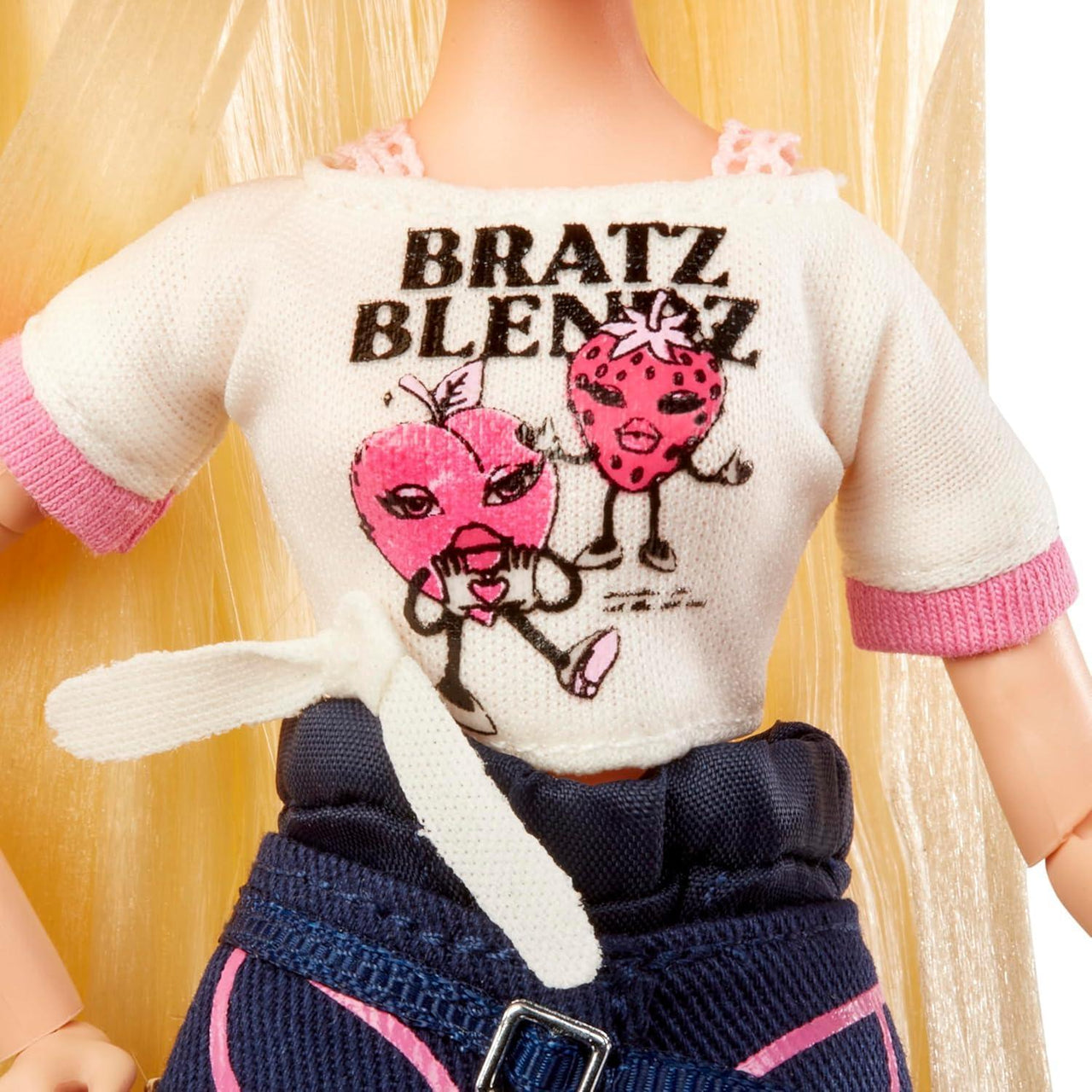 Bratz Stylin' Cloe Fashion Doll - The Happy Toy Store