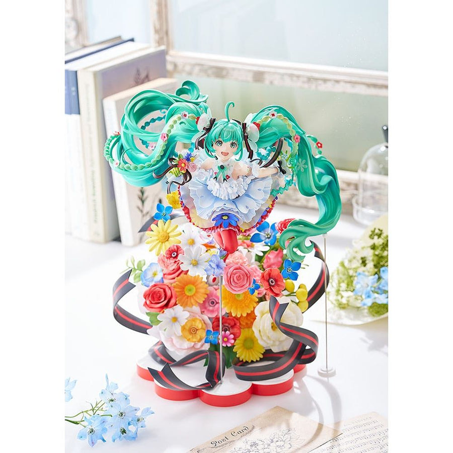 Character Vocal Series 01: Hatsune Miku PVC Statue 1/7 Hatsune Miku: Japan Live Tour 2025 Blooming 32 cm - The Happy Toy Store
