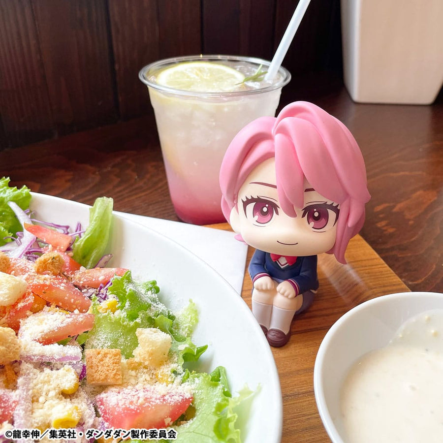 Dandadan Look Up PVC Statue Aira 11 cm - The Happy Toy Store