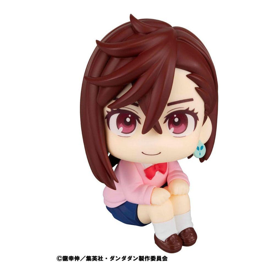 Dandadan Look Up PVC Statue Momo 11 cm - The Happy Toy Store