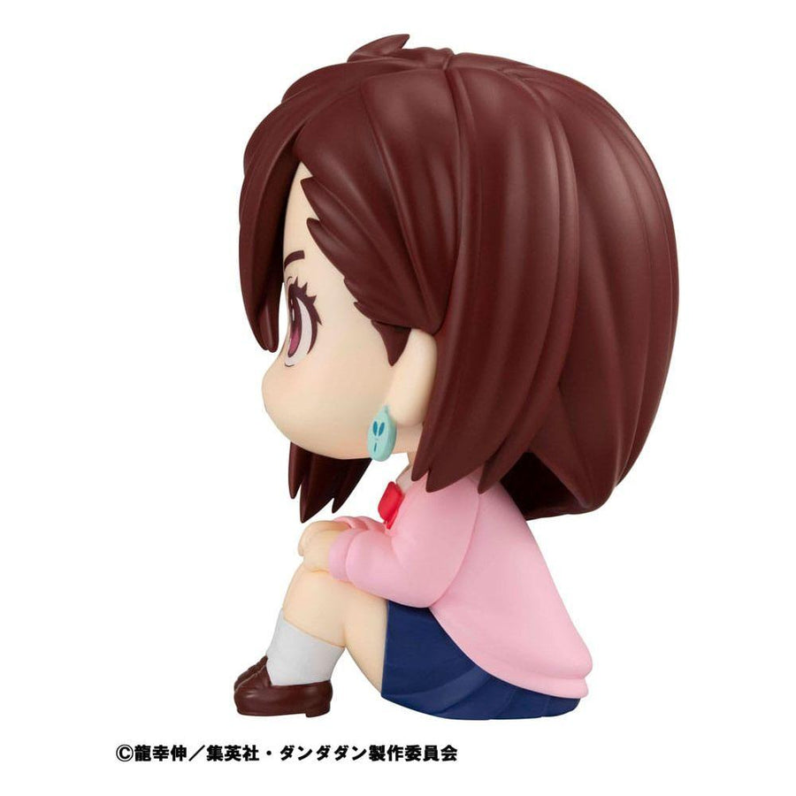 Dandadan Look Up PVC Statue Momo 11 cm - The Happy Toy Store