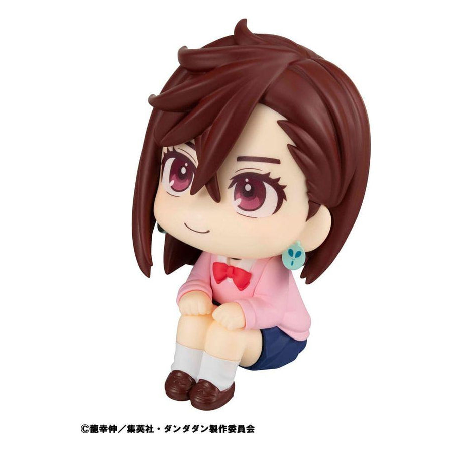 Dandadan Look Up PVC Statue Momo 11 cm - The Happy Toy Store