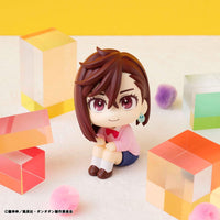 Dandadan Look Up PVC Statue Momo 11 cm - The Happy Toy Store