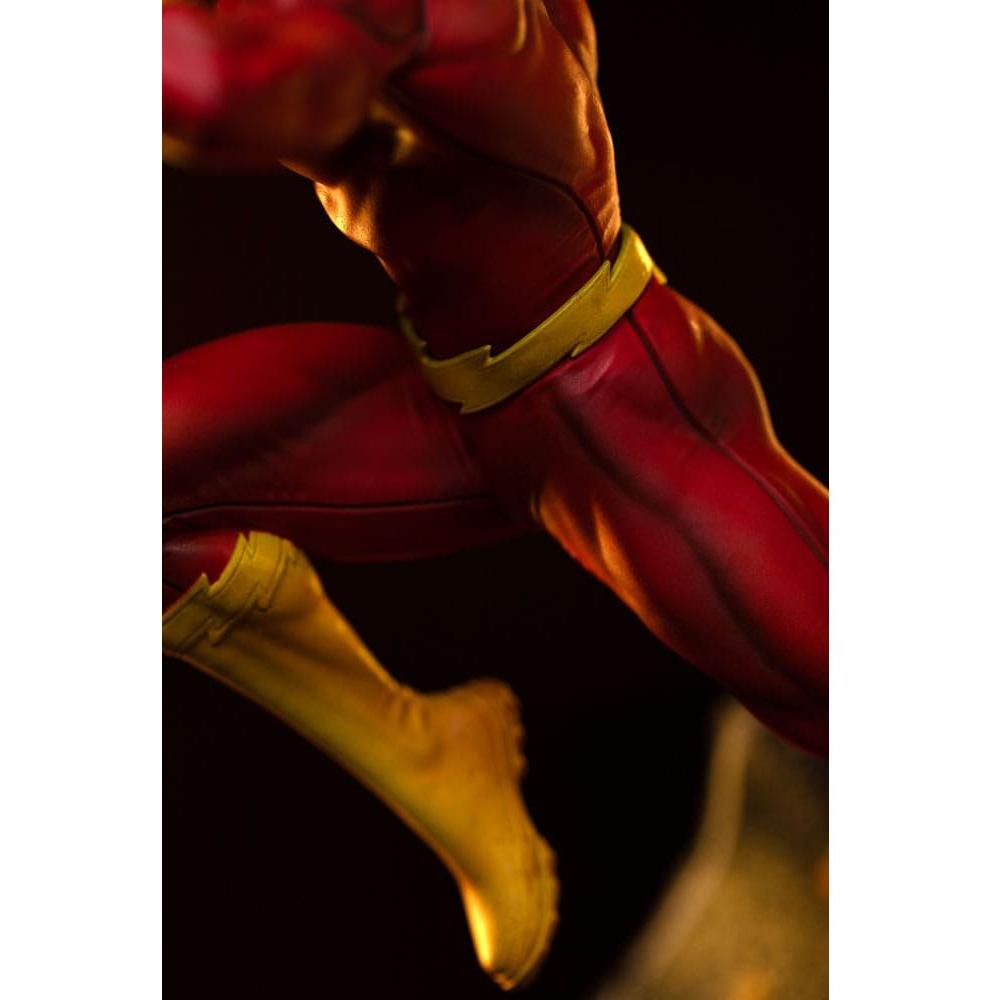DC Comics Art Scale Statue 1/10 Flash 25 cm - The Happy Toy Store
