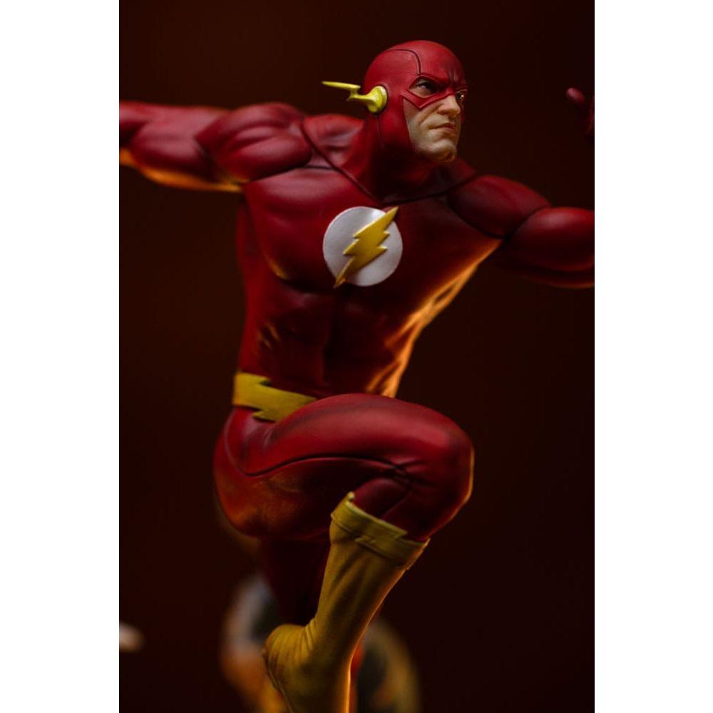DC Comics Art Scale Statue 1/10 Flash 25 cm - The Happy Toy Store
