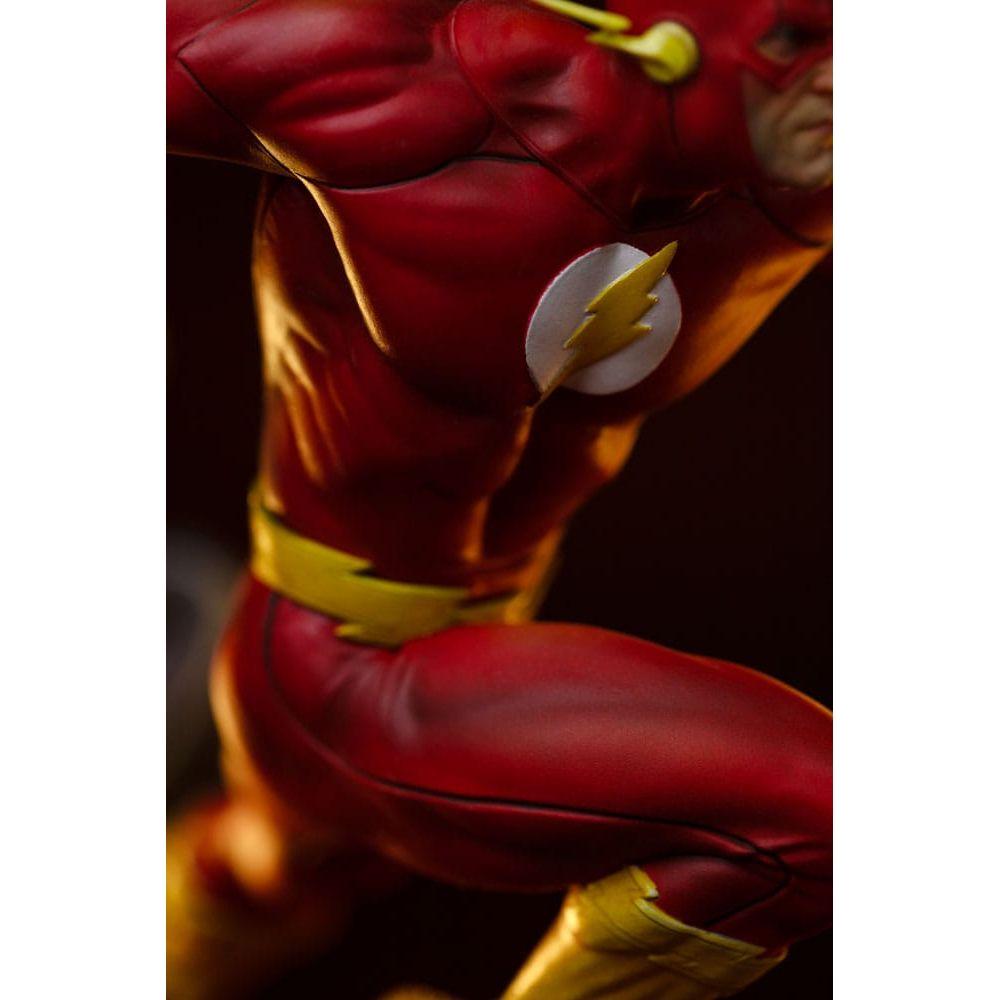 DC Comics Art Scale Statue 1/10 Flash 25 cm - The Happy Toy Store