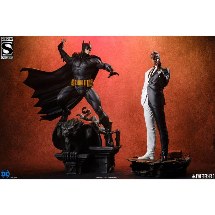 DC Comics Maquette 1/4 Batman (Black and Gray Edition) 66 cm - The Happy Toy Store