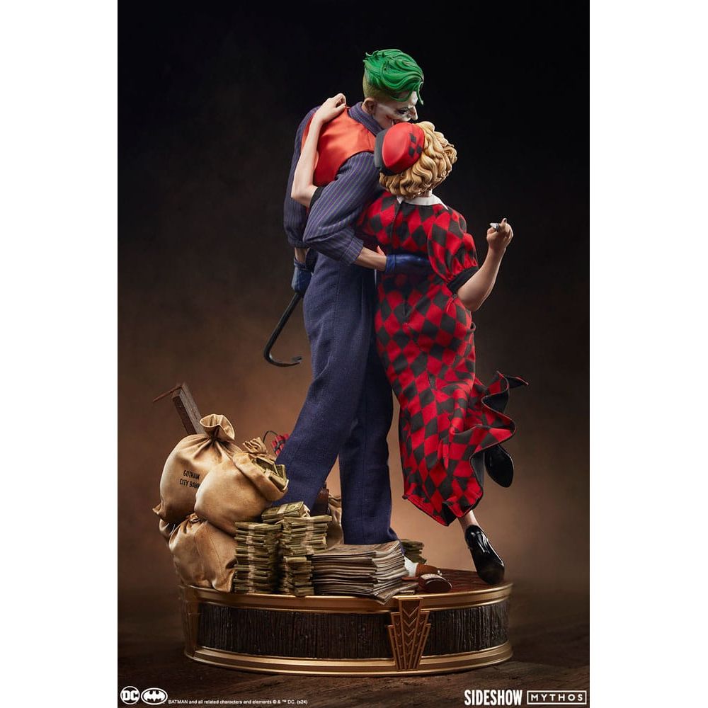 DC Comics Mythos Statue 1/5 The Joker and Harley Quinn: Lawless Love 41 cm - The Happy Toy Store
