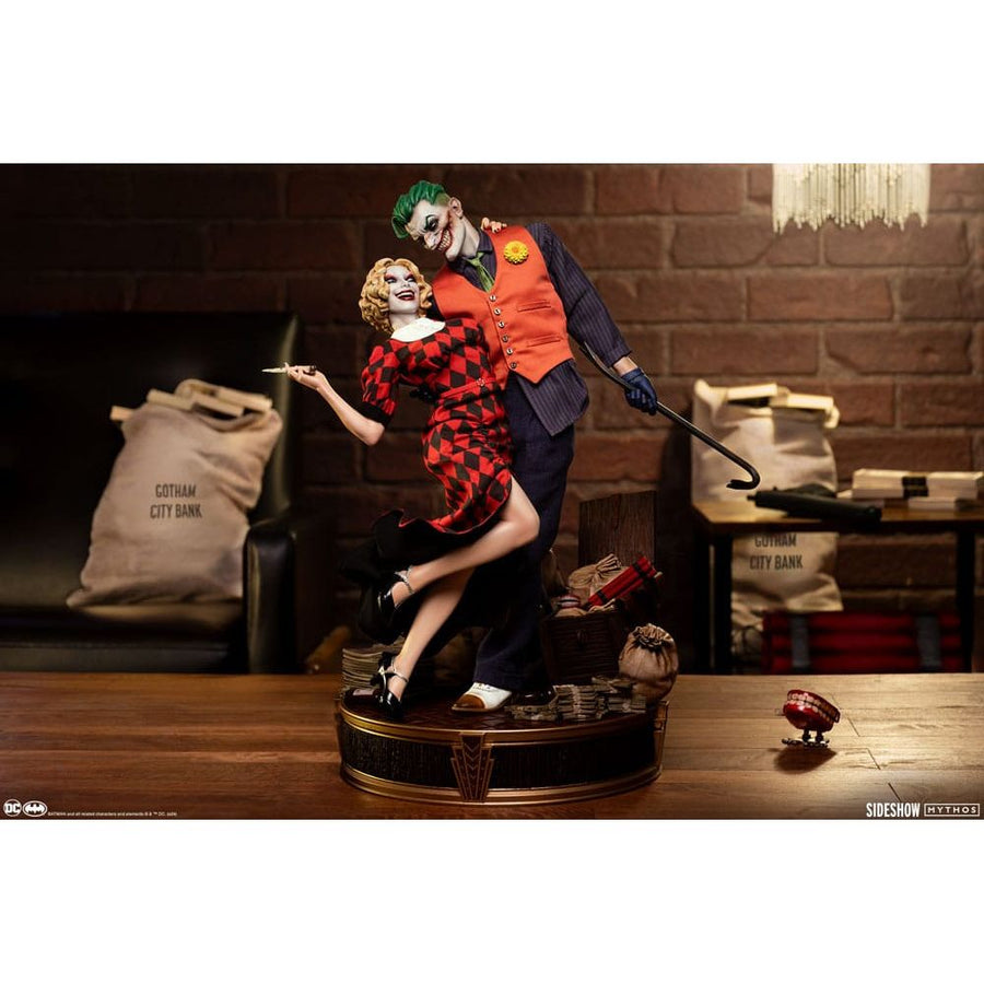 DC Comics Mythos Statue 1/5 The Joker and Harley Quinn: Lawless Love 41 cm - The Happy Toy Store