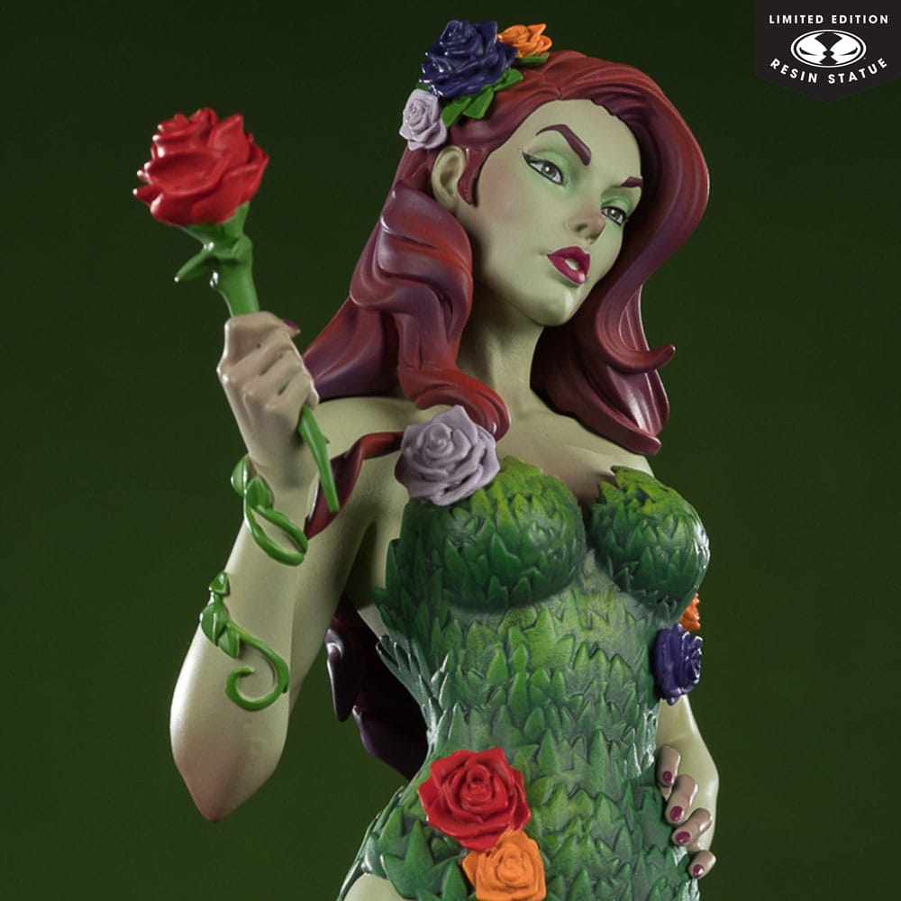 DC Direct Cover Girls Statue 1/8 Poison Ivy by J. Scott Campbell 24 cm - The Happy Toy Store