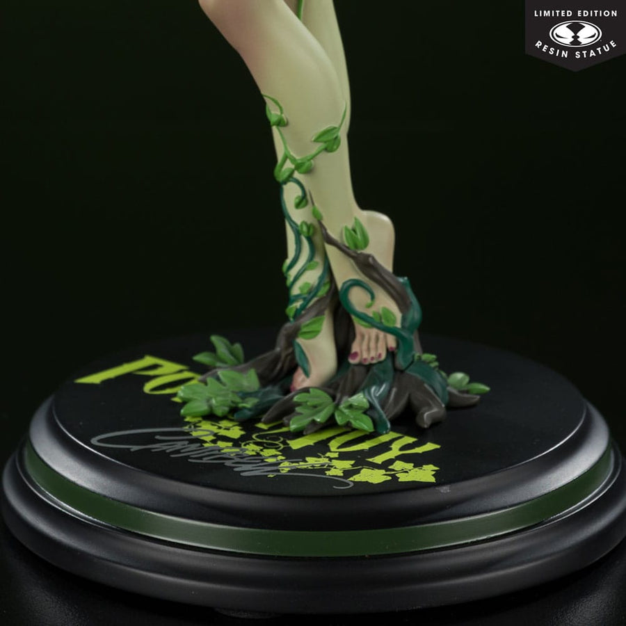 DC Direct Cover Girls Statue 1/8 Poison Ivy by J. Scott Campbell 24 cm - The Happy Toy Store