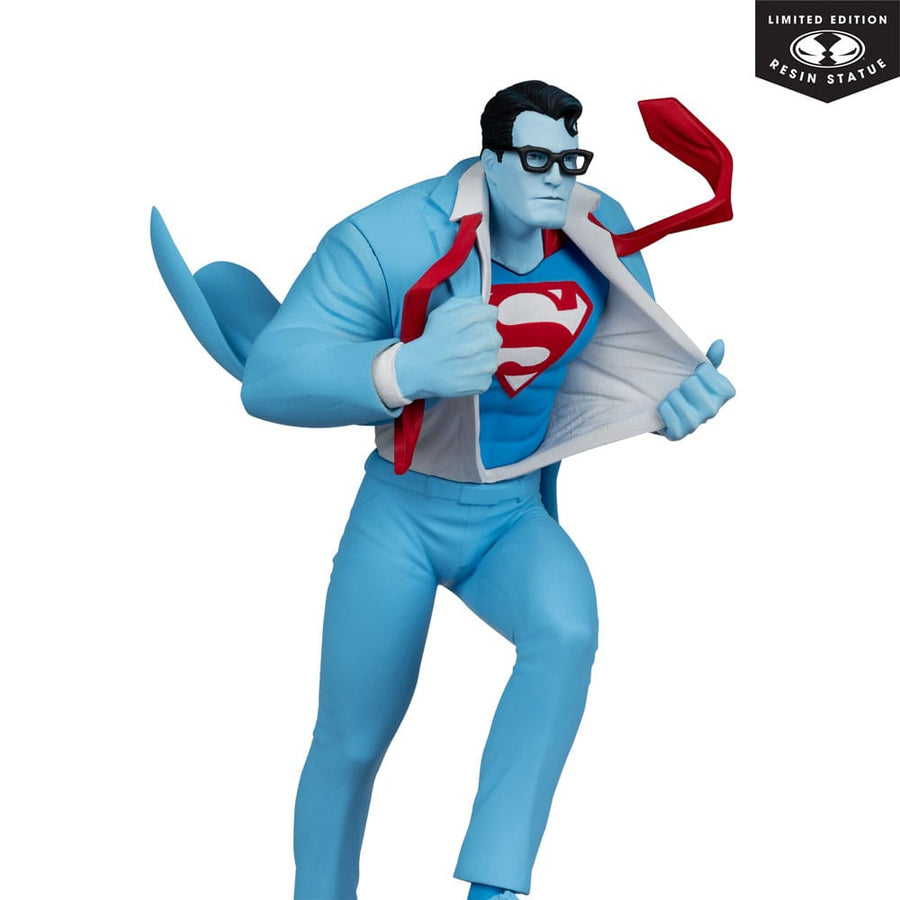 DC Direct Statue 1/10 Superman Red and Blue: Superman by Clayton Henry Limited Edition 16 cm - The Happy Toy Store
