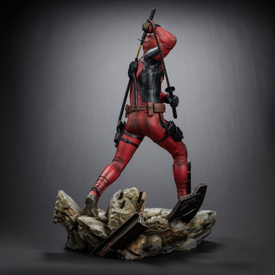 Deadpool 3 Legacy Replica Statue 1/4 Deadpool 58 cm - The Happy Toy Store