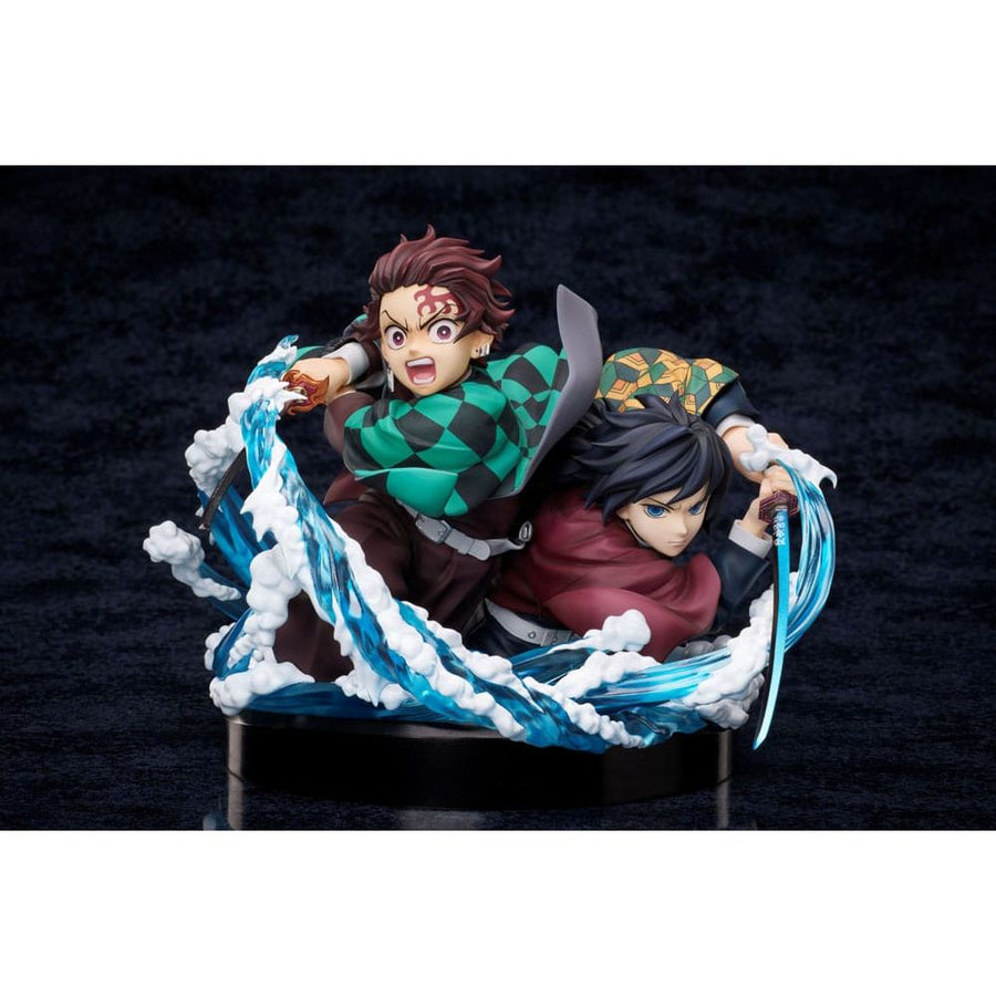 Demon Slayer: Kimetsu no Yaiba PVC Statue Tanjiro & Giyuu 13 cm - The Happy Toy Store