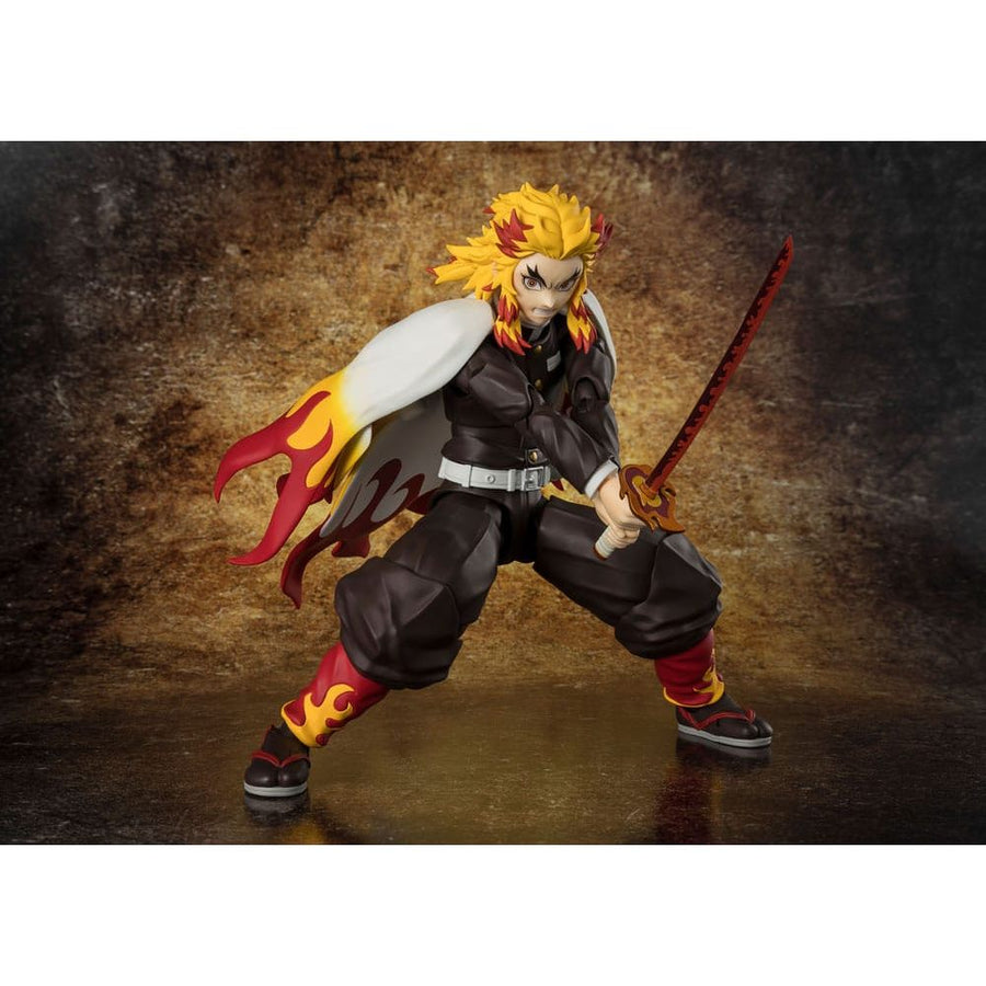 Demon Slayer: Kimetsu no Yaiba S.H.Figuarts Action Figure Kyojuro Rengoku 15 cm - The Happy Toy Store
