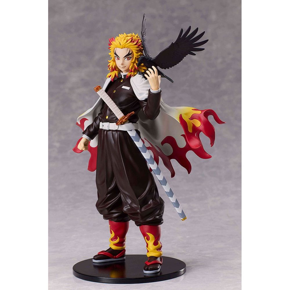 Demon Slayer: Kimetsu no Yaiba Statue Kyojuro Rengoku Flame Hashira 20 cm - The Happy Toy Store