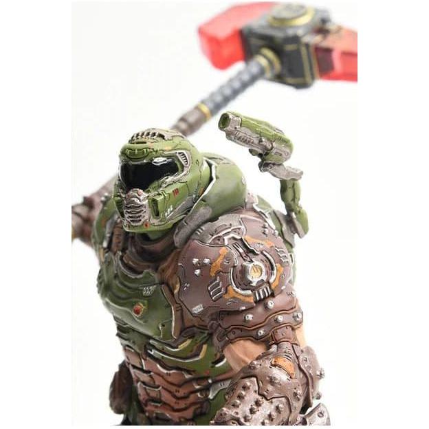 Doom Eternal Statue Doom Slayer 15 cm - The Happy Toy Store