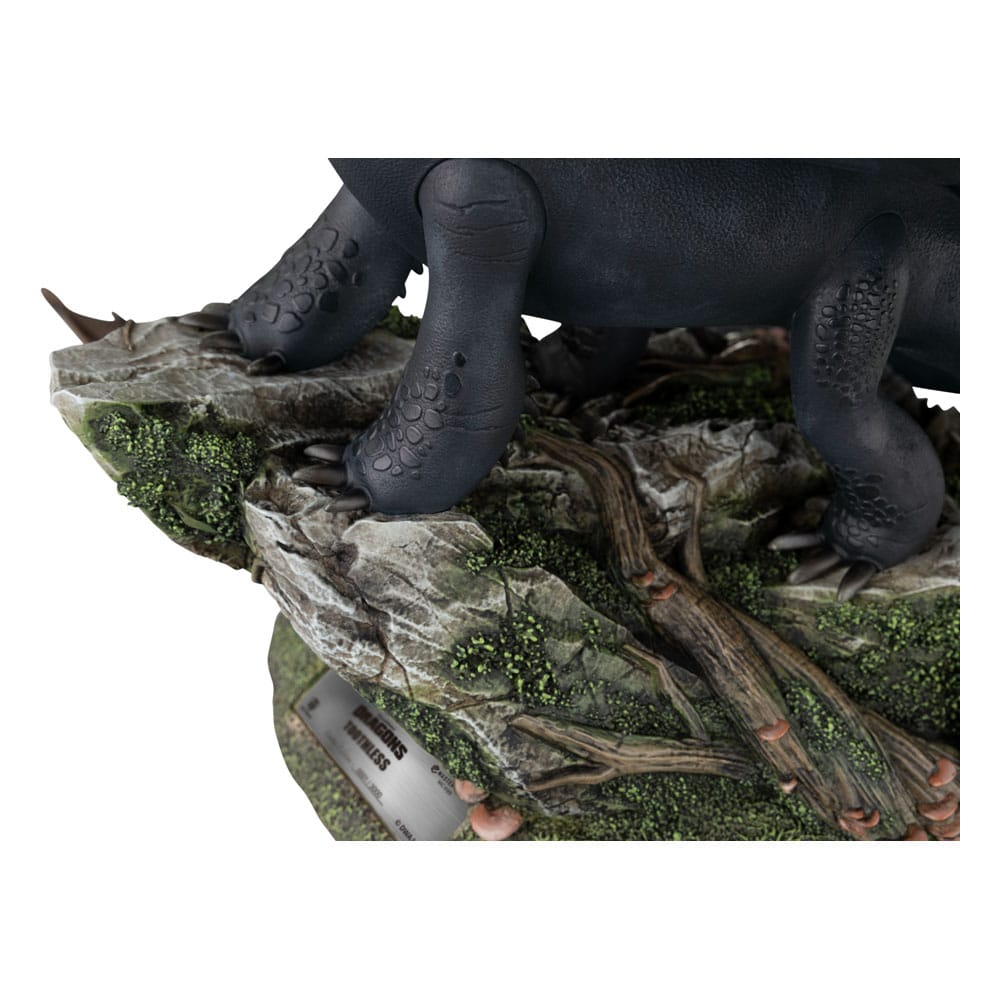 Dragons Master Craft Statue Standing Toothless 31 cm - The Happy Toy Store