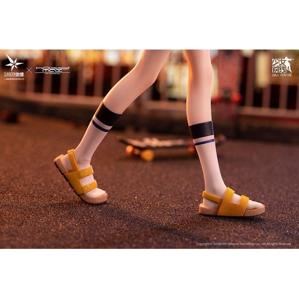 Girls Frontline PVC Statue 1/7 UMP9 Bee's Knees 24 cm - The Happy Toy Store