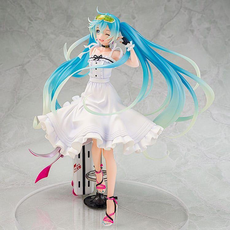 Hatsune Miku GT Project Original PVC Statue 1/7 Vacation Style Ver. 24 cm - The Happy Toy Store