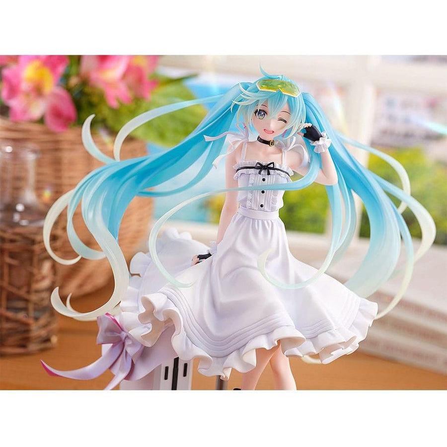 Hatsune Miku GT Project Original PVC Statue 1/7 Vacation Style Ver. 24 cm - The Happy Toy Store