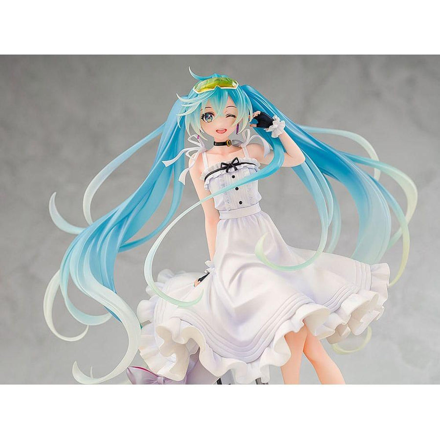 Hatsune Miku GT Project Original PVC Statue 1/7 Vacation Style Ver. 24 cm - The Happy Toy Store