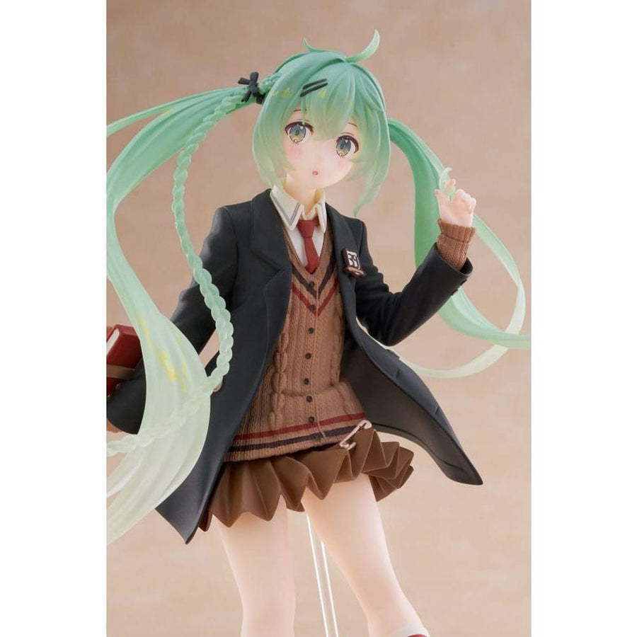 Hatsune Miku PVC Statue Hatsune Miku Fashion Preppy Ver. 18 cm - The Happy Toy Store