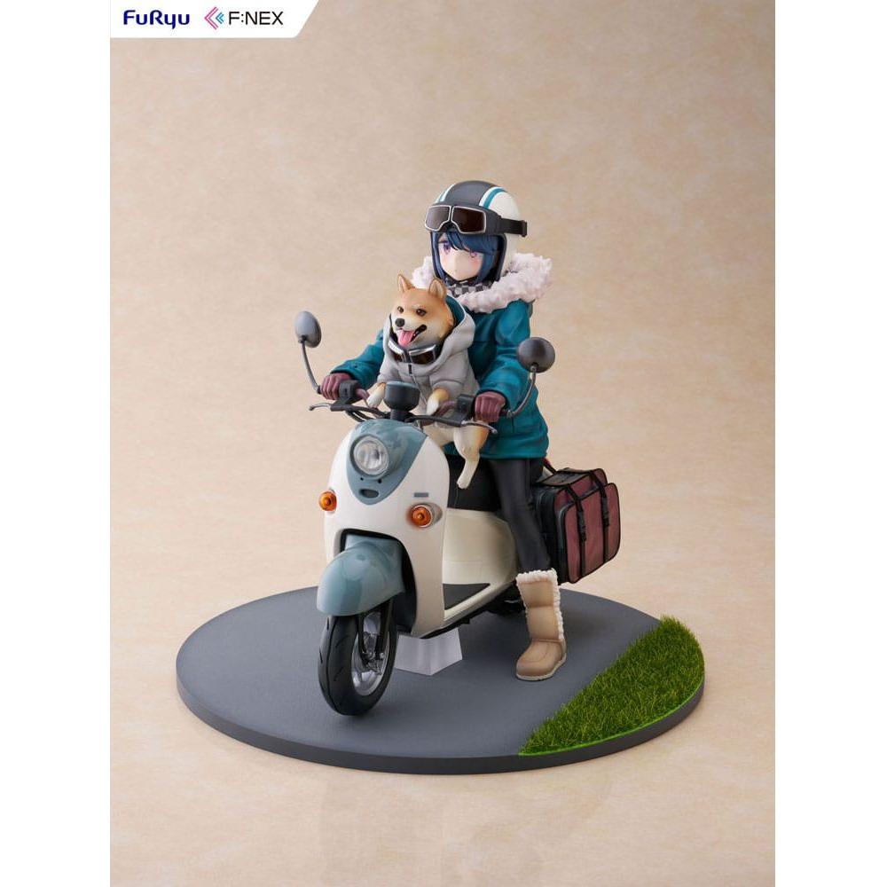 Laid Back Camp F:NEX PVC Statue 1/7 Rin Shima 20 cm - The Happy Toy Store
