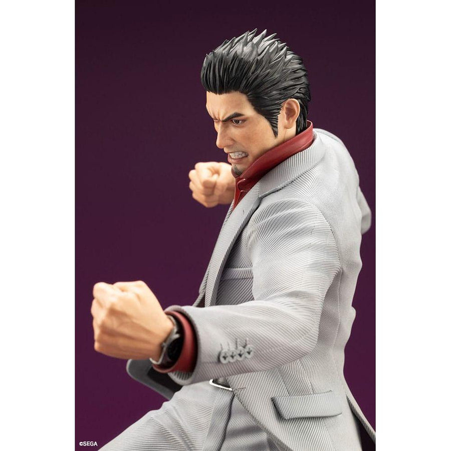 Like a Dragon PVC Statue 1/6 Kazuma Kiryu 29 cm - The Happy Toy Store