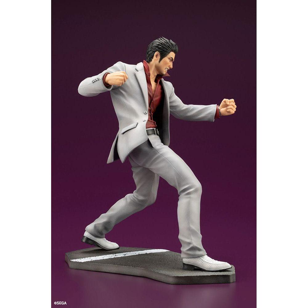 Like a Dragon PVC Statue 1/6 Kazuma Kiryu 29 cm - The Happy Toy Store
