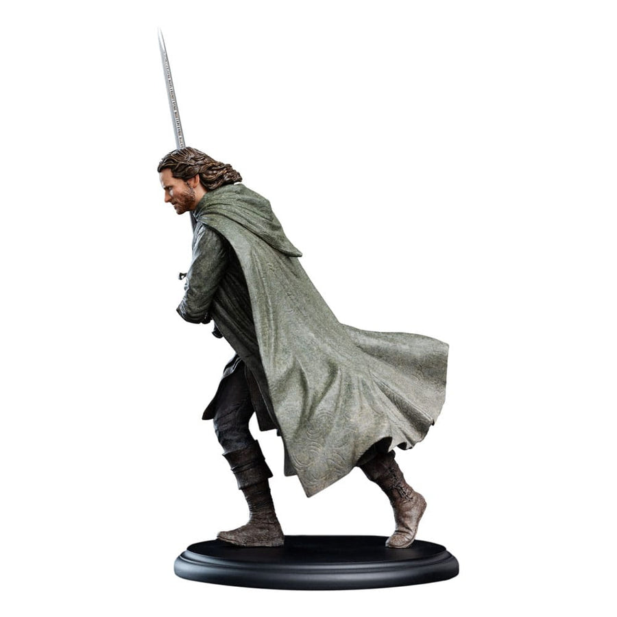 Lord of the Rings Mini Statue Aragorn 20 cm - The Happy Toy Store