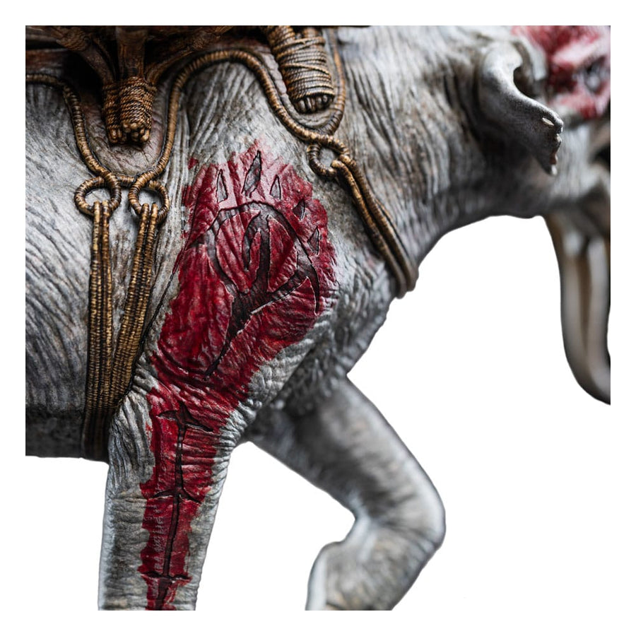 Lord of the Rings Mini Statue Mumak in Battle 17 cm - The Happy Toy Store