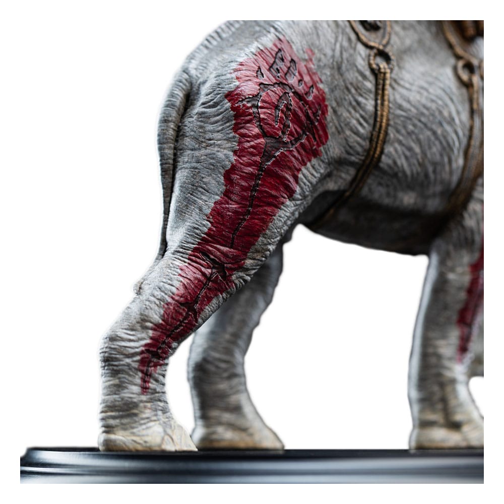 Lord of the Rings Mini Statue Mumak in Battle 17 cm - The Happy Toy Store