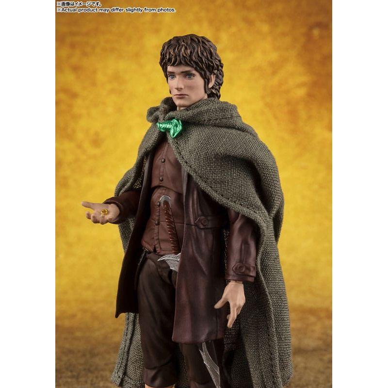 Lord of the Rings S.H. Figuarts Action Figures Frodo Baggins & Gollum - The Happy Toy Store