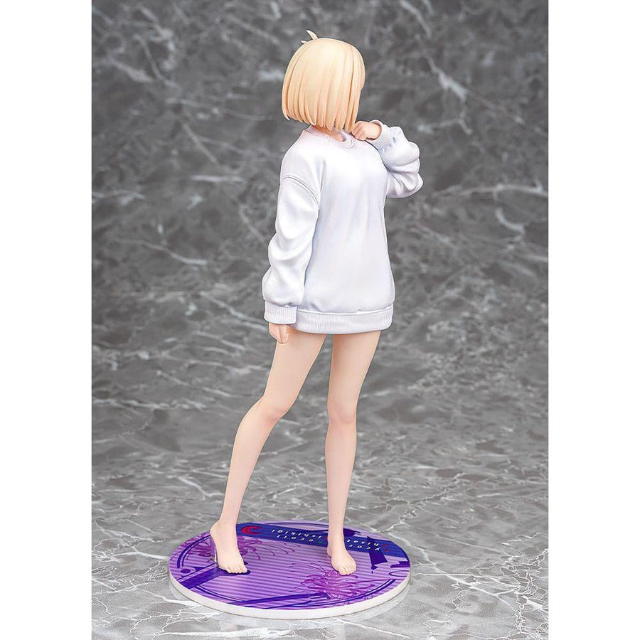 Lycoris Recoil PVC Statue 1/7 Chisato Nishikigi: Oversized Sweatshirt Ver. 25 cm - The Happy Toy Store