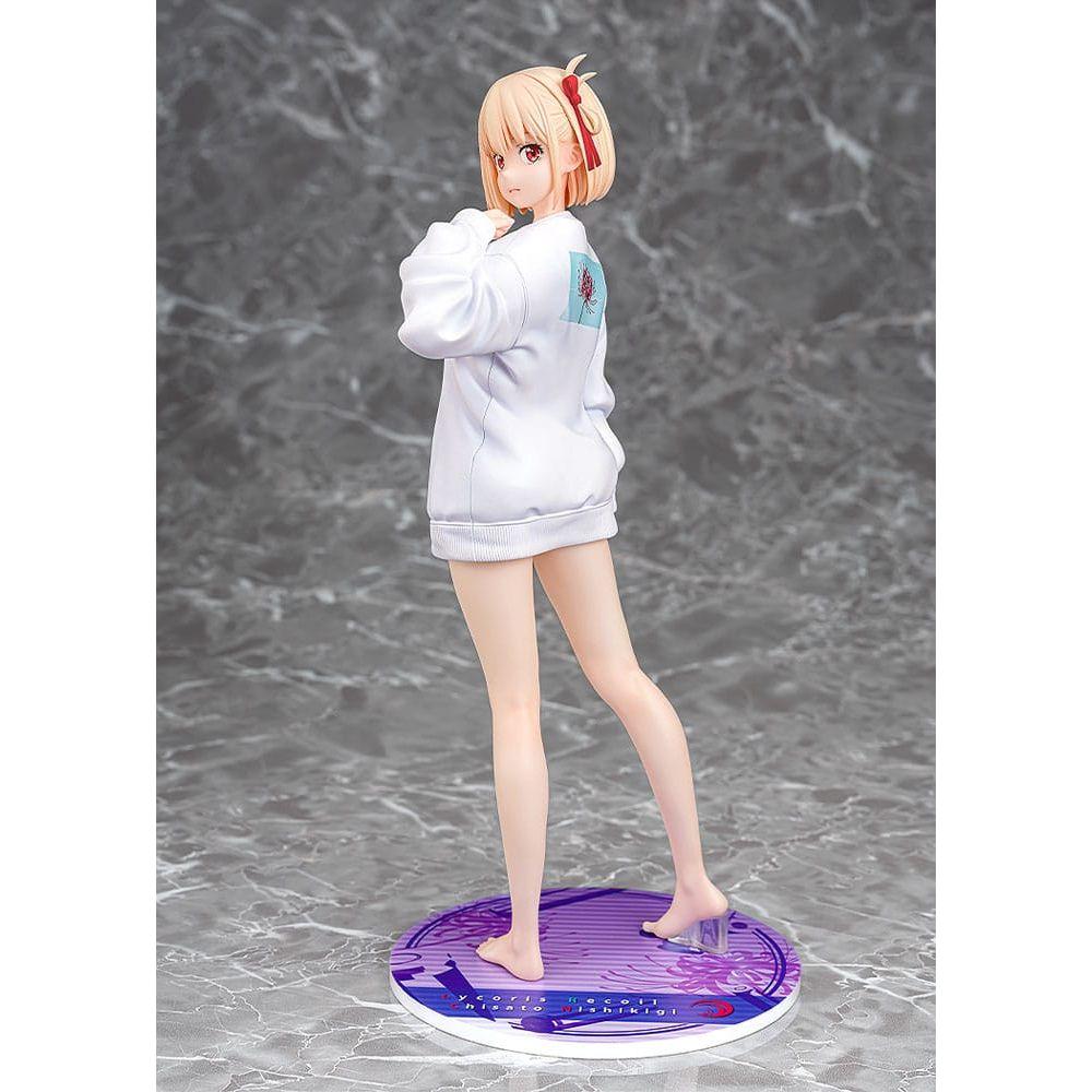 Lycoris Recoil PVC Statue 1/7 Chisato Nishikigi: Oversized Sweatshirt Ver. 25 cm - The Happy Toy Store