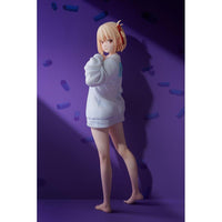 Lycoris Recoil PVC Statue 1/7 Chisato Nishikigi: Oversized Sweatshirt Ver. 25 cm - The Happy Toy Store
