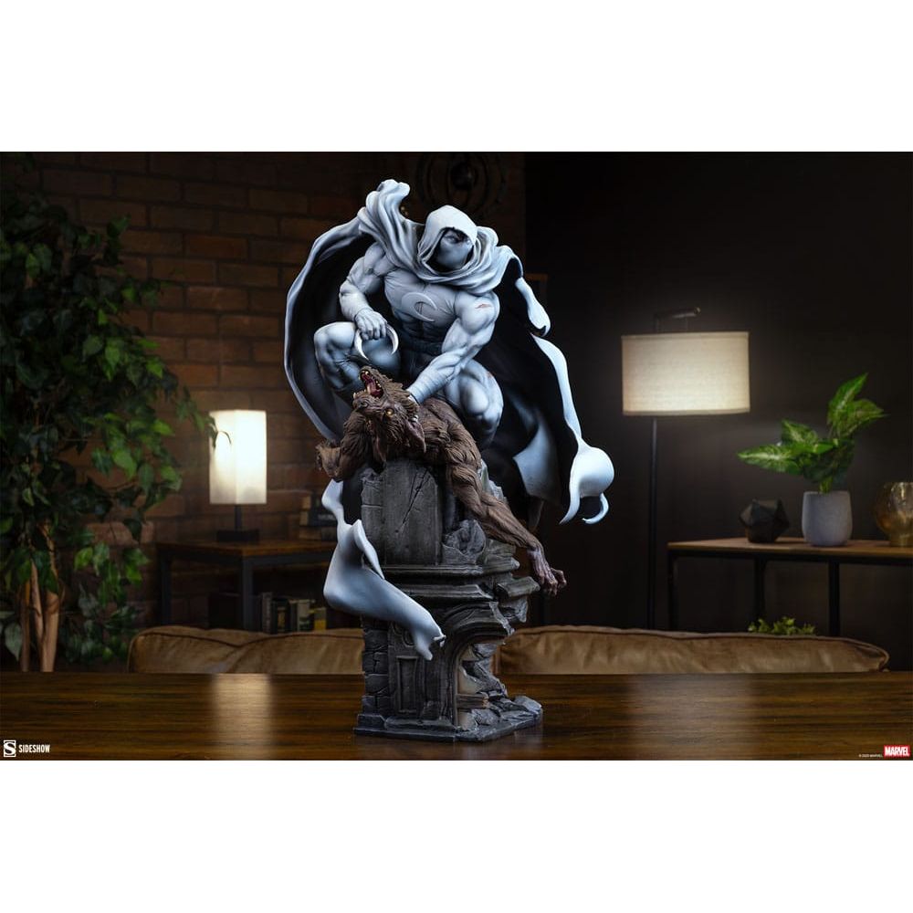 Marvel Premium Format Statue Moon Knight 60 cm - The Happy Toy Store