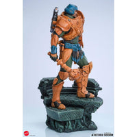 Masters of the Universe Legends Maquette Man - at - Arms 51 cm - The Happy Toy Store